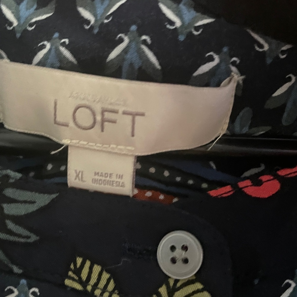 Loft women’s blouse size xl - Picture 2 of 3